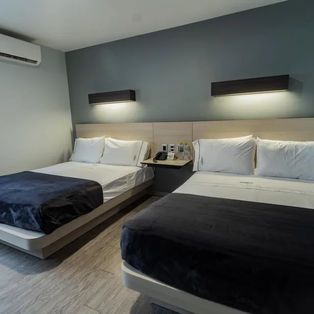 غرفة بسريرين منفصلين، Hotel Expo Inn 9/10