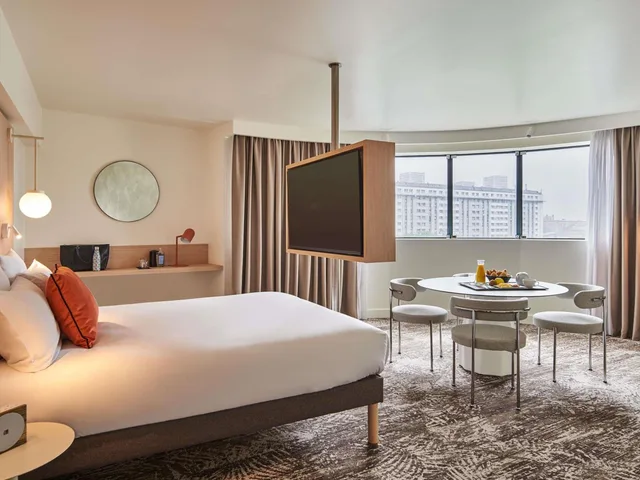 Studio, Queen Bed, Novotel Paris 13 Porte d Italie 3/10