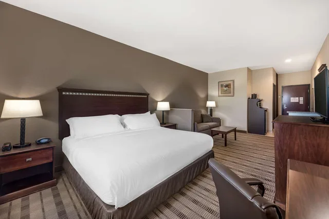 جناح بسرير كينج مع أريكة، Best Western La Grange Inn & Suites 2/3