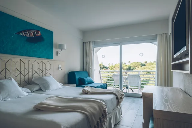 Room, Double Bed, Garden View, Iberostar Waves Royal Andalus 1/4