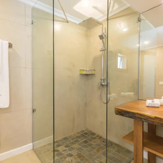 Charm Room، Seasense Boutique Hotel And Spa - Adults Only 3/3