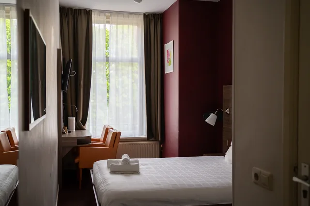 Standard, Double Bed, Aadam Wilhelmina 3/10