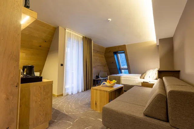 غرفة ثلاثية بإطلالة على الجبل، Hostel Feri 7/8