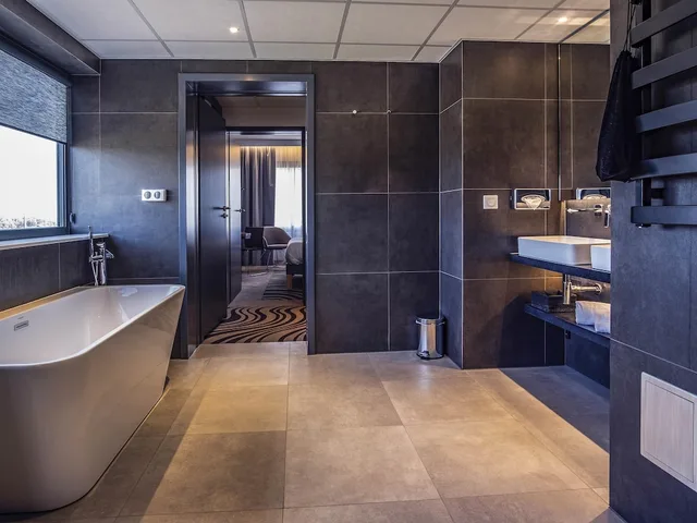 جناح تنفيذي بسرير كوين مع أريكة، NOVOTEL KATOWICE CENTRUM 2/2