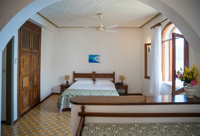 جناح جونيور بأربعة أسرّة، Hotel Carasco 2/6