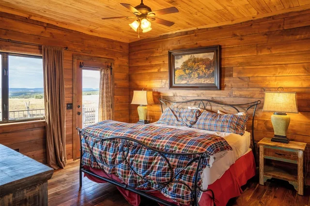 Lodge, 6 Beds, 2 King Beds، Zion Mountain Ranch 1/5