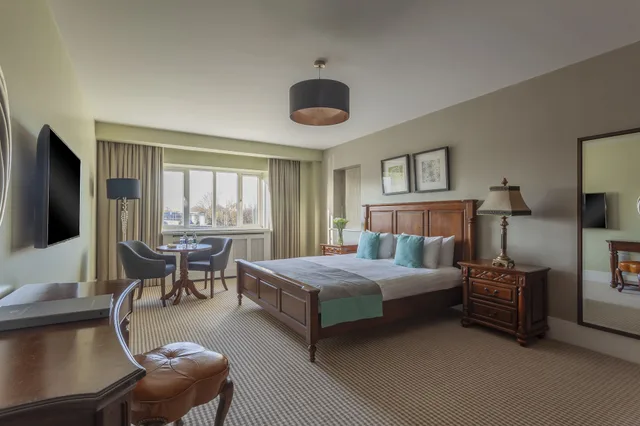 غرفة تنفيذية بسرير كينج، Glenroyal Hotel & Leisure Club 2/8