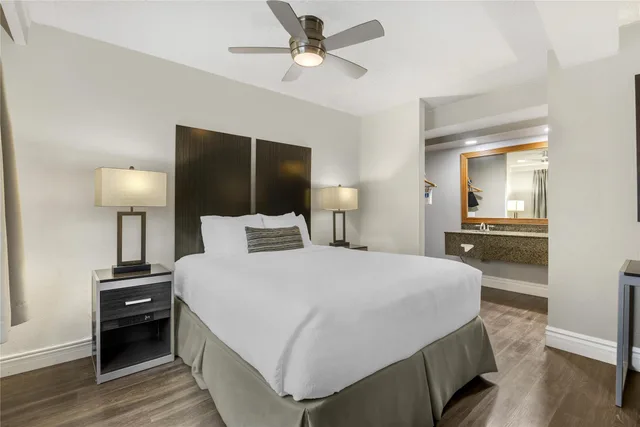 Room, Queen Bed, Best Western Pier Point Inn 3/7
