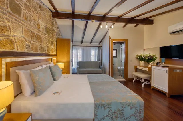 غرفة ديلوكس بسرير مزدوج، Dogan Hotel 1/3