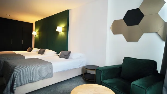 غرفة سوبيريور ثلاثية بثلاثة أسرّة، Hotel Diplomat 4/6