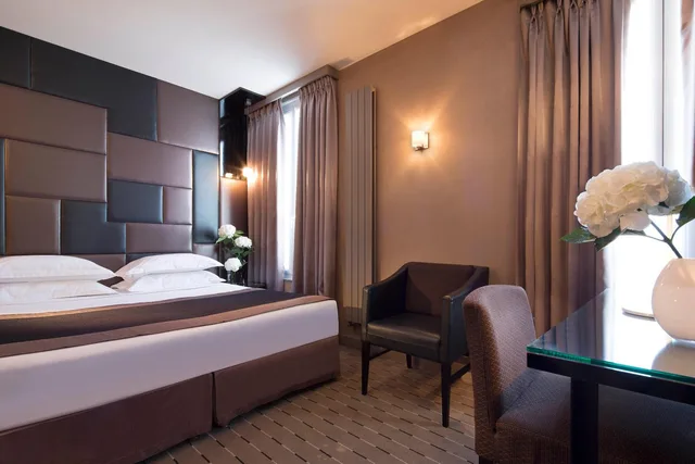 غرفة تنفيذية بسرير مزدوج أو سريرين منفصلين، Hotel A La Villa Des Artistes 3/10