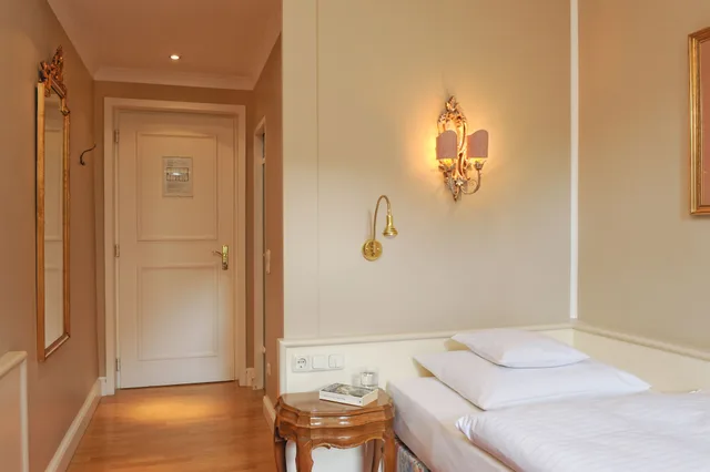 غرفة قياسية بإطلالة على الحديقة مفردة بسرير فردي، Hotel Splendid-Dollmann 1/5