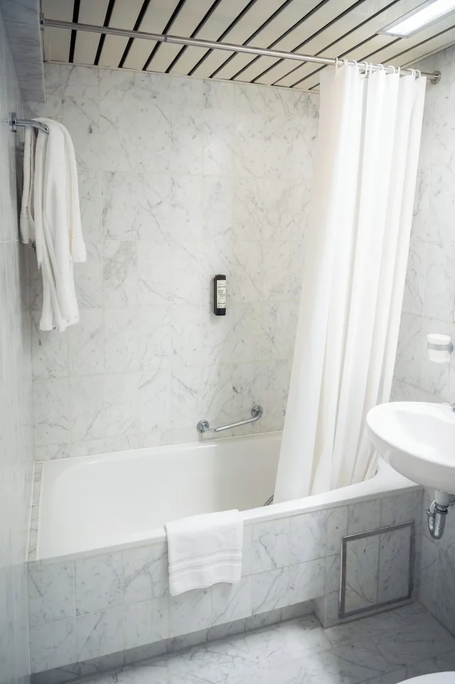 غرفة صغيرة بسرير مزدوج، Hotel Queen Anne 9/9