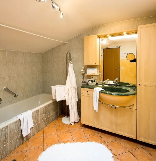 جناح بسرير مزدوج، Hotel Barenstuberl 5/5
