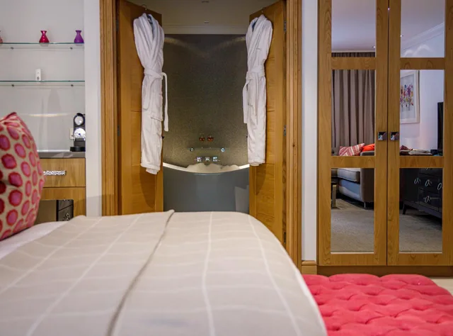 Garden, Luxury, Suite، Alexander House And Utopia Spa 6/10