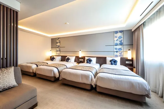 غرفة بريميير، Royal Hotel Seoul Myeongdong 1/2