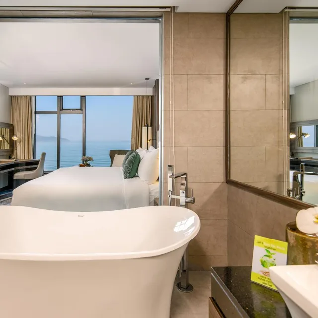 غرفة بسرير كينج بإطلالة على البحر، Minh Toan Safi Ocean Hotel 6/10