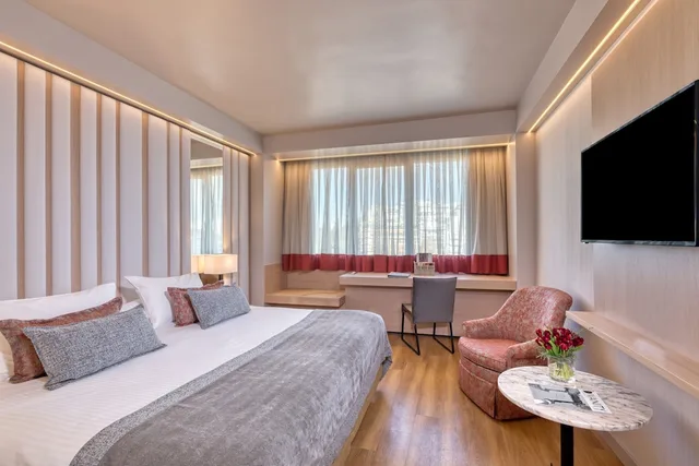 غرفة تنفيذية بسريرين منفصلين، Divani Caravel Hotel 1/3