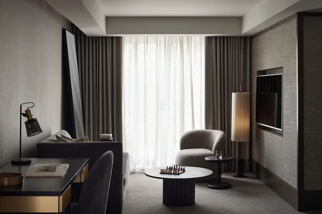 Deluxe, Suite, King Bed, Lyall Hotel And Spa 3/3