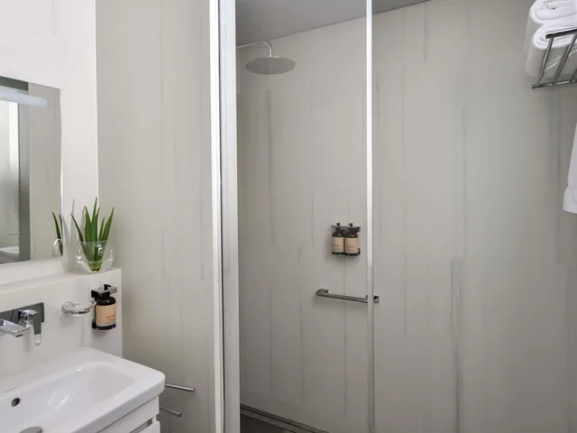 شقة بسريرين كينج بغرفتي نوم، Adagio Apart Hotel 6/9
