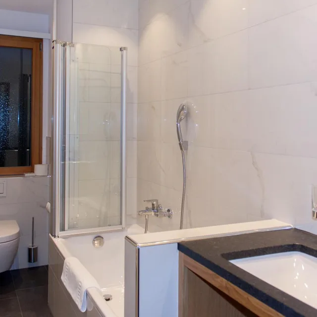 شقة بإطلالة على الجبل، Hotel Parnass 5/7