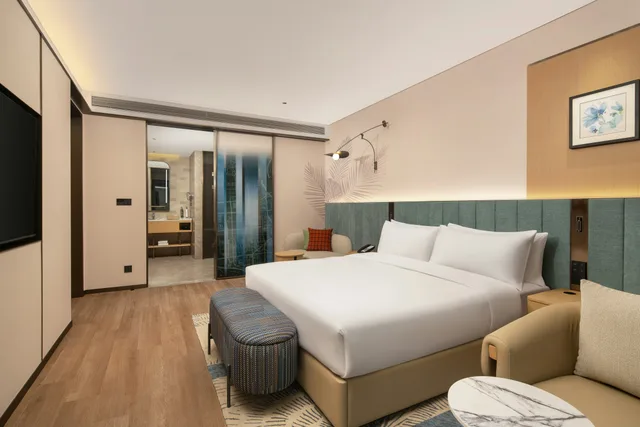 جناح ديلوكس بسرير كينج، Hilton Garden Inn Hangzhou Fuyang Fuchun 2/4