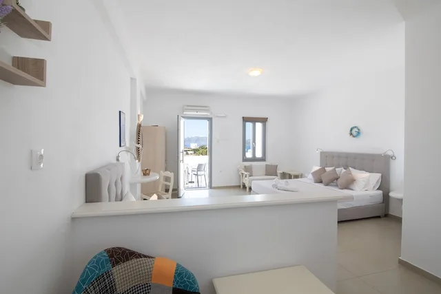 غرفة سوبيريور ثلاثية بسرير مزدوج وسرير فردي، Thira S Dolphin Hotel 7/10