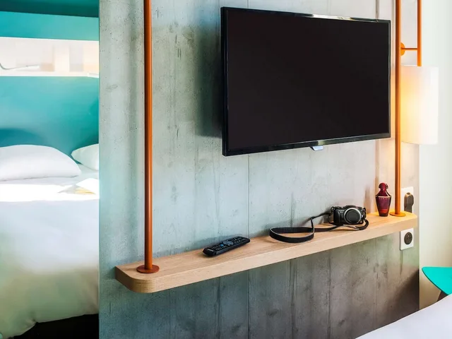 غرفة بسريرين منفصلين، Ibis Budget Bordeaux Lormont 2/2
