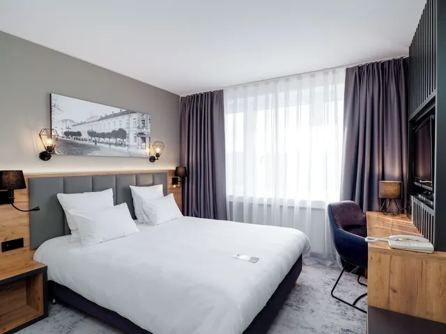 جناح ديلوكس بسرير مزدوج مع أريكة، Hotel Mercure Czestochowa Centrum 3/9