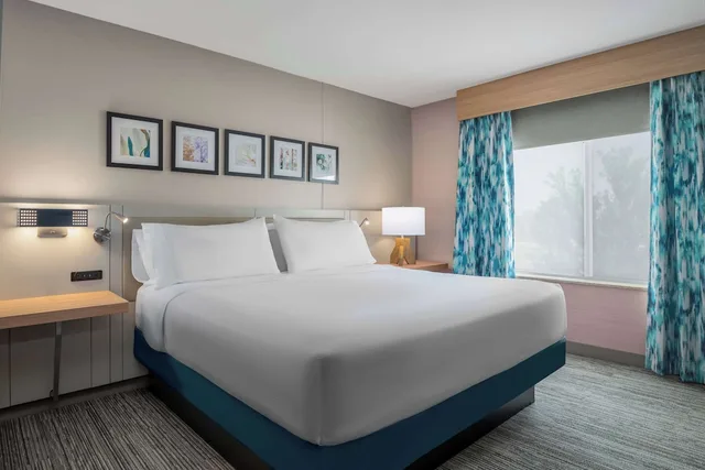 Junior Suite, Accessible, Hilton Garden Inn Great Falls 1/4