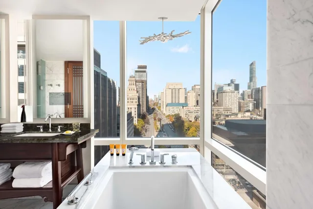 غرفة بريميير بإطلالة، Shangri-La Toronto 8/10