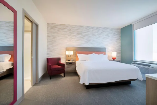جناح بسرير كينج بغرفة نوم واحدة مع أريكة، Home2 Suites by Hilton Phoenix Avondale 1/5
