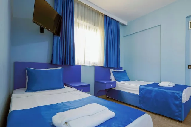 غرفة ديلوكس رباعية بسريرين منفصلين، Avlion Hotel Alanya 2/5