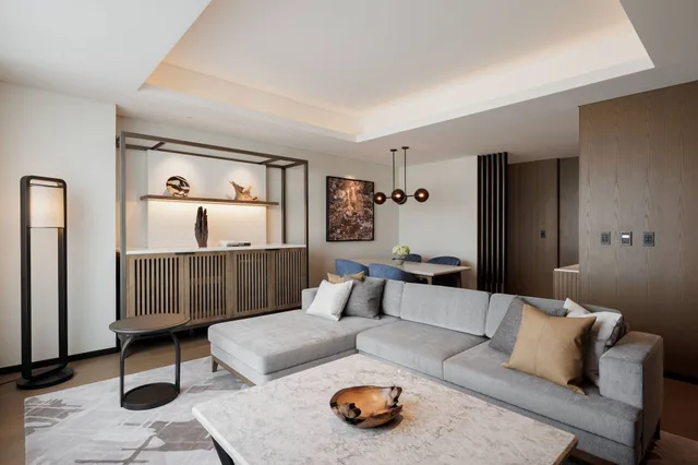 Club, Suite, King Bed, Sheraton Kagoshima 3/8