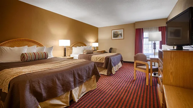 غرفة بسريرين كوين، Best Western Martinsville Inn 2/4