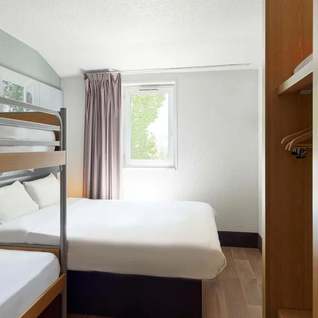 غرفة رباعية، B&B Hotel Paris Nord Villepinte 1/4