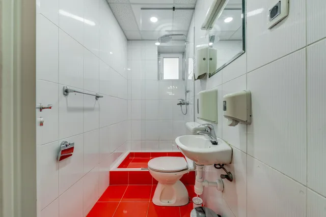Mixed Dorm, 6 Beds, 2 Beds, Adriatic Hostel 3/3