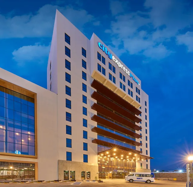 City Express Plus by Marriott Leon Centro de Convenciones، Leon de los Aldama 1/33