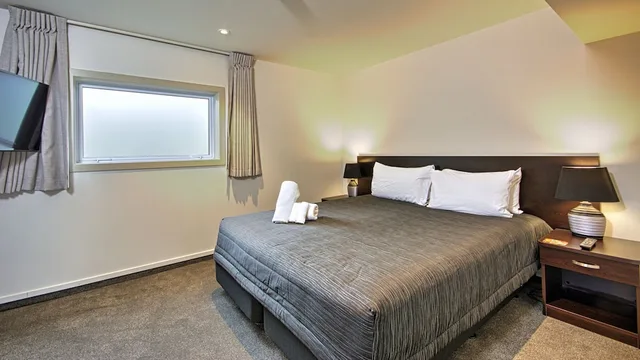 شقة ديلوكس بسرير كينج، Autoline Motel 1/2
