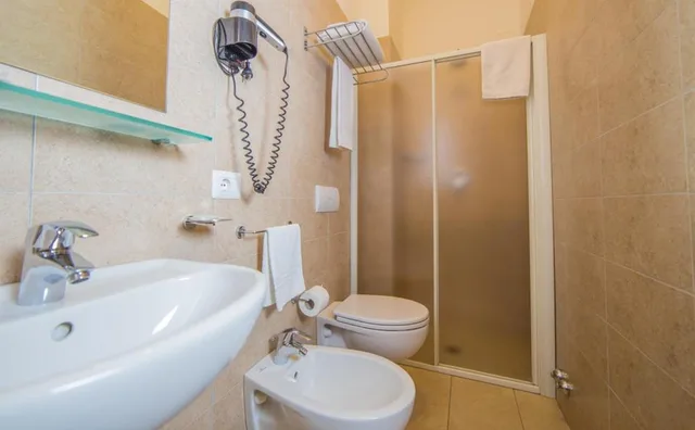 Room, Single, Mediterraneo Hotel and Suites 4/5
