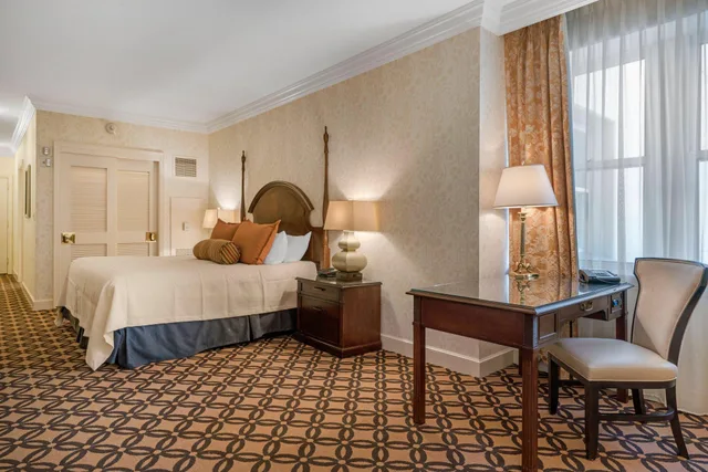 غرفة ديلوكس بسرير مزدوج، Omni San Francisco Hotel 2/5