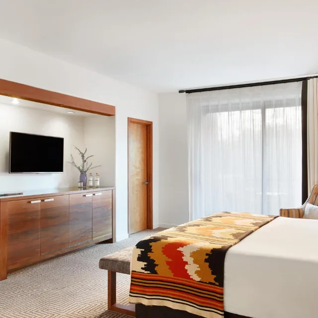 1 Bedroom, Casita, Suite, King Bed, Enchantment Resort 2/6