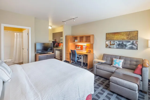 استوديو بسرير كينج مع أريكة لذوي الإعاقة، Towneplace Suites Portland Vancouver 3/10