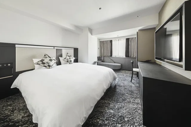 Superior, King Bed, Cross Hotel Osaka 2/2