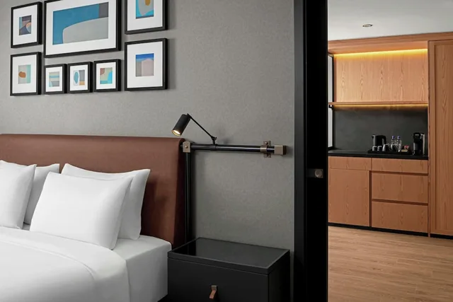 Premium, Suite, King Bed, Sea View, Four Points by Sheraton Istanbul Pendik 5/5