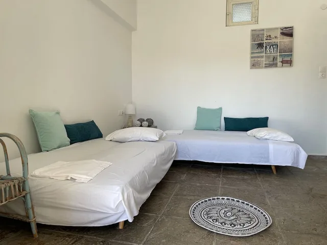1 Bedroom, Family, King and Twin Beds, Beach View, Courtyard Area، Eco Beach And Magic Garden 2/6