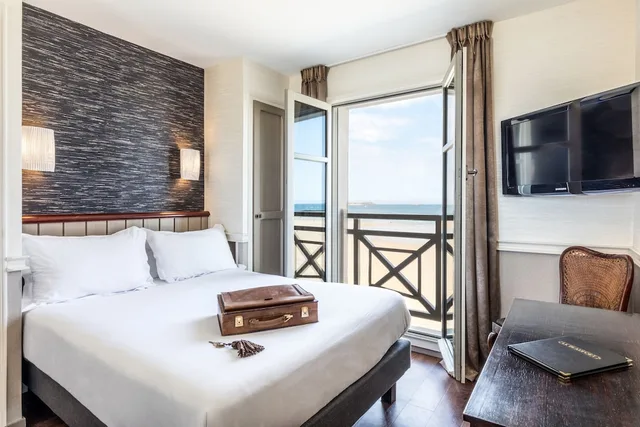 كابينة بسرير مزدوج بإطلالة على البحر بشرفة، Hotel Beaufort 2/3