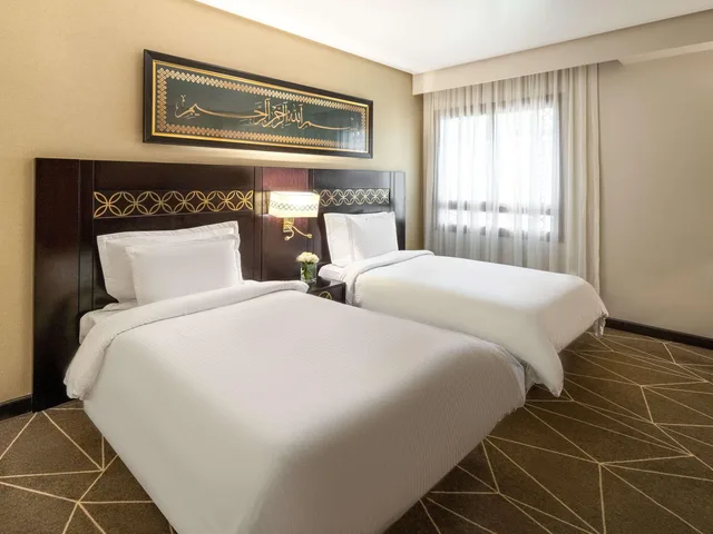 غرفة ديلوكس بسرير كينج بإطلالة، زمزم بولمان المدينة(PULLMAN ZAMZAM MADINA) 6/9