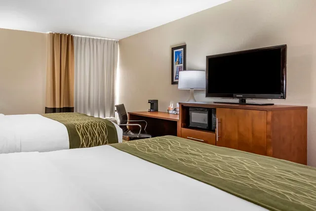 غرفة بسريرين كوين، Comfort Inn Birmingham - Irondale 2/4