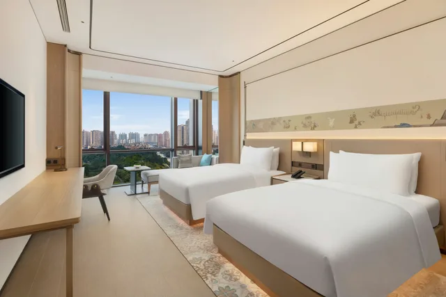 Deluxe, Twin Beds, DoubleTree by Hilton Zigong 1/3